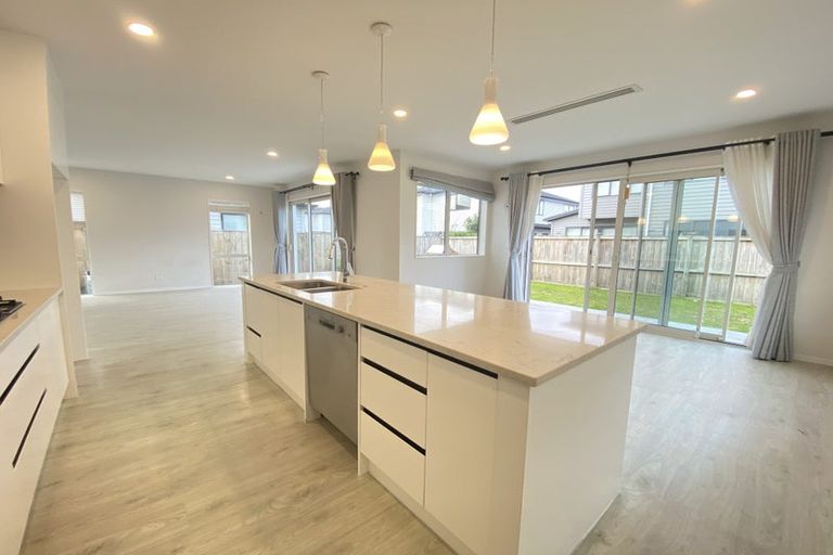Photo of property in 20 Pinefield Road, Whenuapai, Auckland, 0618
