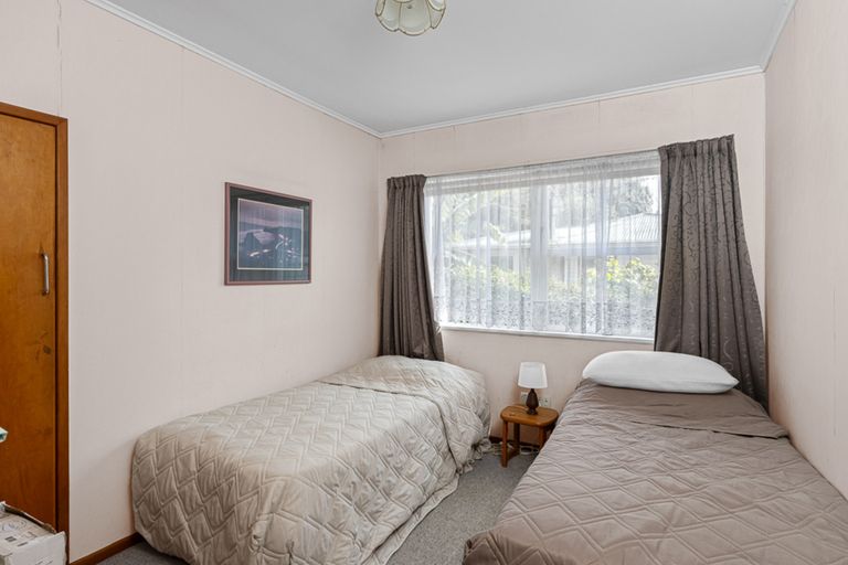 Photo of property in 7 Hilling Street, Titirangi, Auckland, 0604