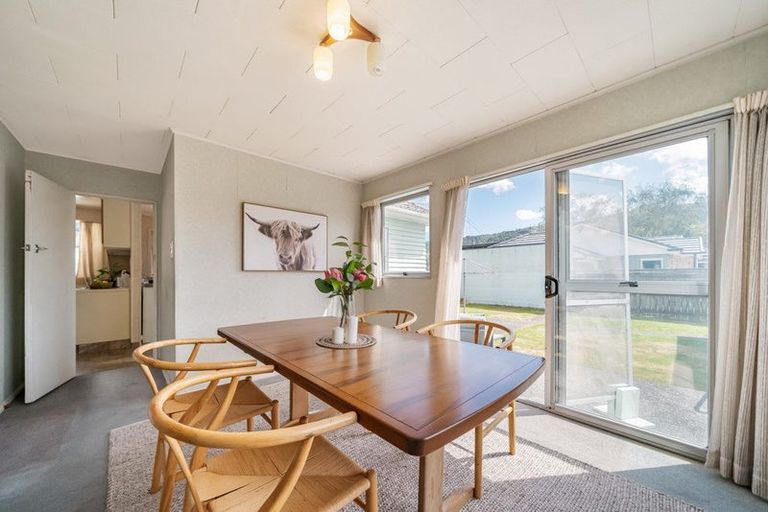 Photo of property in 16 Kiln Street, Silverstream, Upper Hutt, 5019