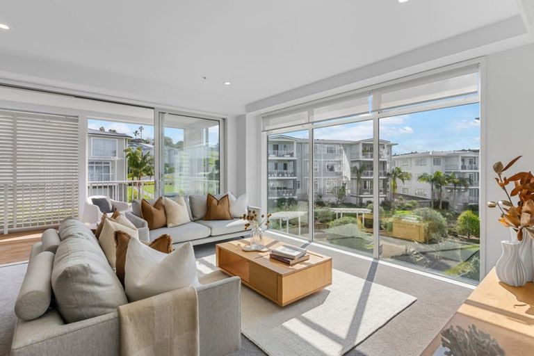 Photo of property in 177 Hibiscus Drive, Orewa, 0931