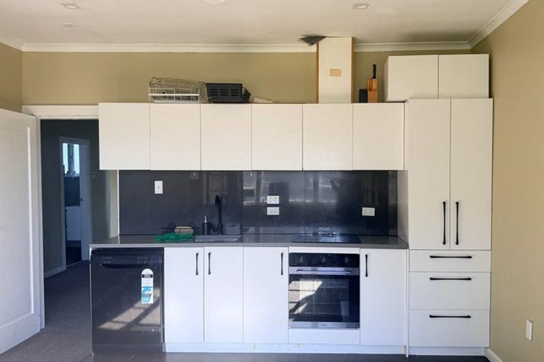 Photo of property in 326 Blenheim Road, Upper Riccarton, Christchurch, 8041