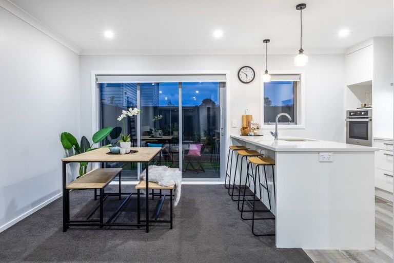 Photo of property in 8 Tieke Lane, Kenepuru, Porirua, 5022