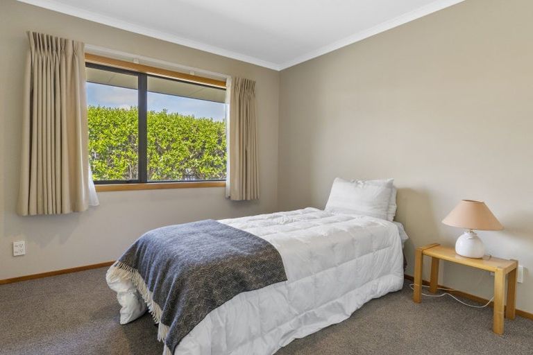 Photo of property in 1/82 Taupo View Road, Taupo, 3330