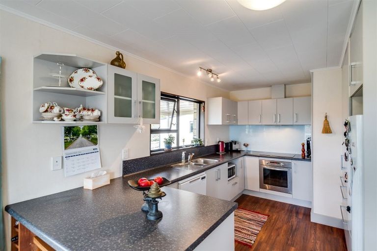 Photo of property in 977 Puketapu Road, Puketapu, Napier, 4182