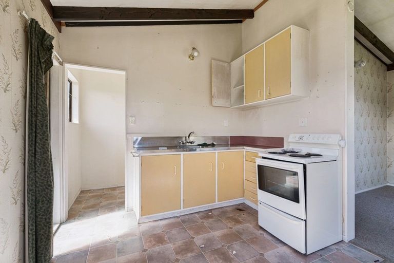 Photo of property in 42 Norfolk Crescent, Otaki Beach, Otaki, 5512