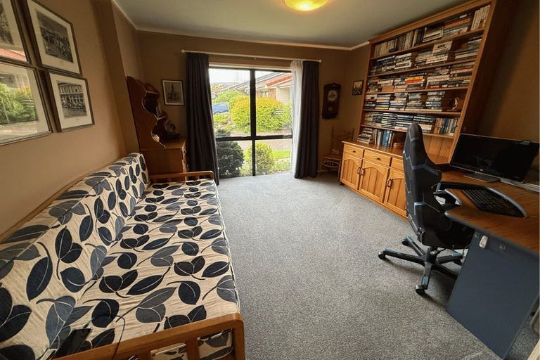 Photo of property in 26 Cheltenham Close, Flagstaff, Hamilton, 3210