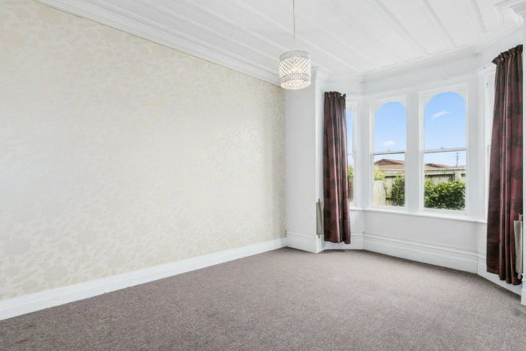 Photo of property in 1 Queens Drive, Saint Kilda, Dunedin, 9012