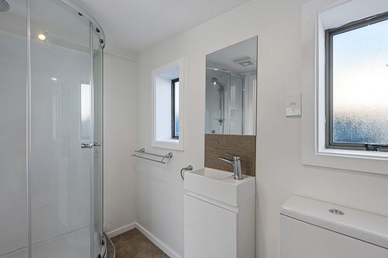 Photo of property in 42 Foster Crescent, Snells Beach, 0920