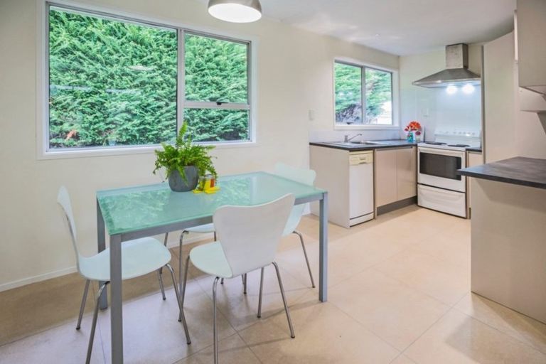 Photo of property in 2/36 Archmillen Avenue, Pakuranga Heights, Auckland, 2010