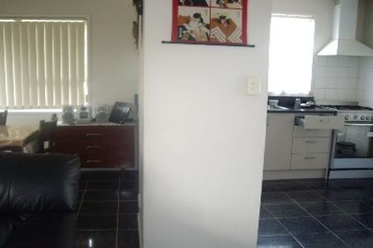 Photo of property in 7 Merida Place, Unsworth Heights, Auckland, 0632