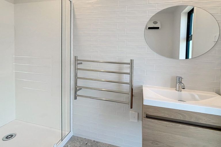 Photo of property in 3/9 Whittington Avenue, Woolston, Christchurch, 8023