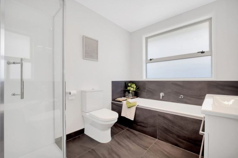 Photo of property in 131 Penetaka Heights, Pyes Pa, Tauranga, 3112