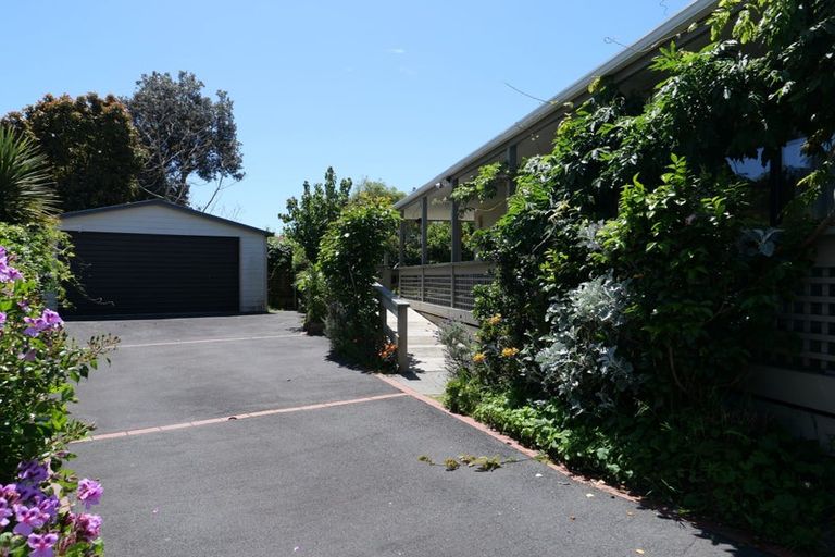 Photo of property in 29 Langdale Avenue, Paraparaumu, 5032