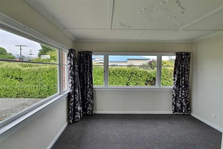 Photo of property in 10 Meyer Street, Waimate, 7924