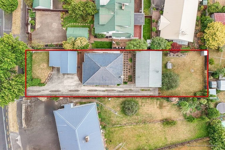 Photo of property in 116 Forest Lake Road, Forest Lake, Hamilton, 3200