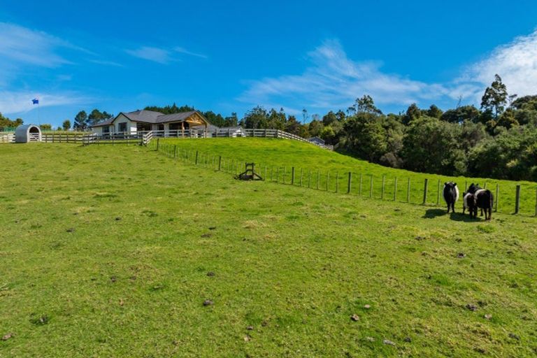 Photo of property in 265 Fletcher Road, Waimauku, 0881