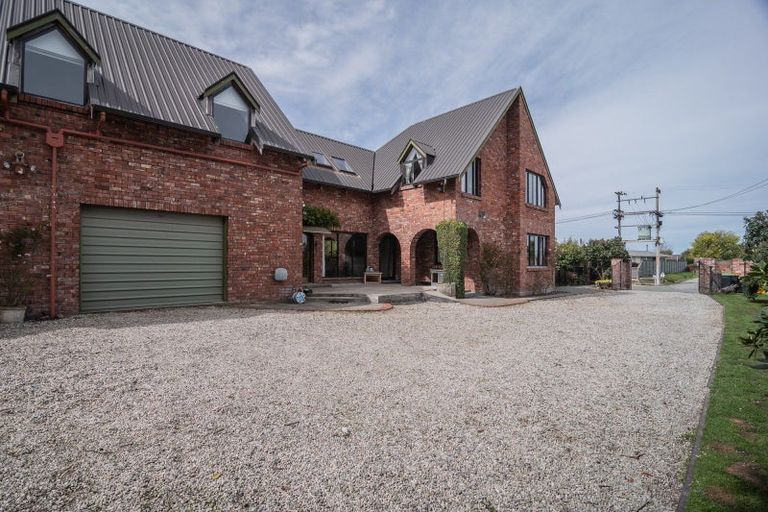 Photo of property in 20 Saint Leonards Road, Temuka, 7920