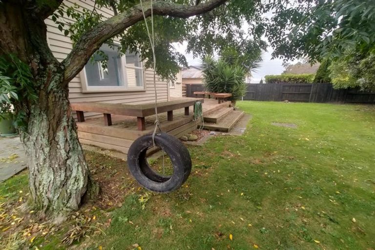 Photo of property in 6 Clausen Street, Takaro, Palmerston North, 4412