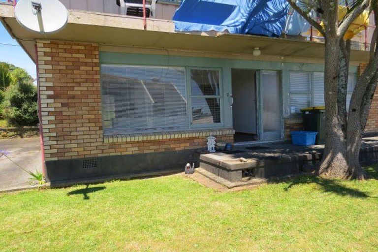 Photo of property in 32 Robe Street, New Plymouth, 4310
