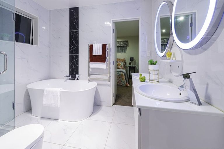 Photo of property in 32 Charlestown Drive, Flat Bush, Auckland, 2019