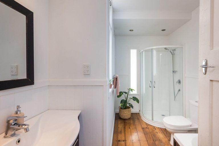 Photo of property in 81 Heretaunga Street, Palmerston North, 4414