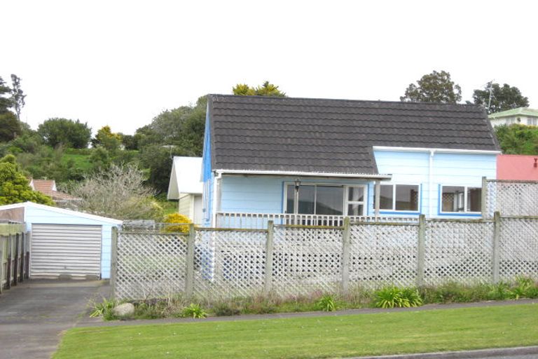 Photo of property in 89b Riversdale Drive, Merrilands, New Plymouth, 4312