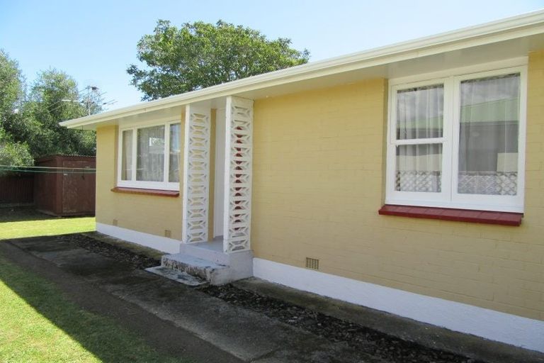 Photo of property in 2/20 John Street, Trentham, Upper Hutt, 5018