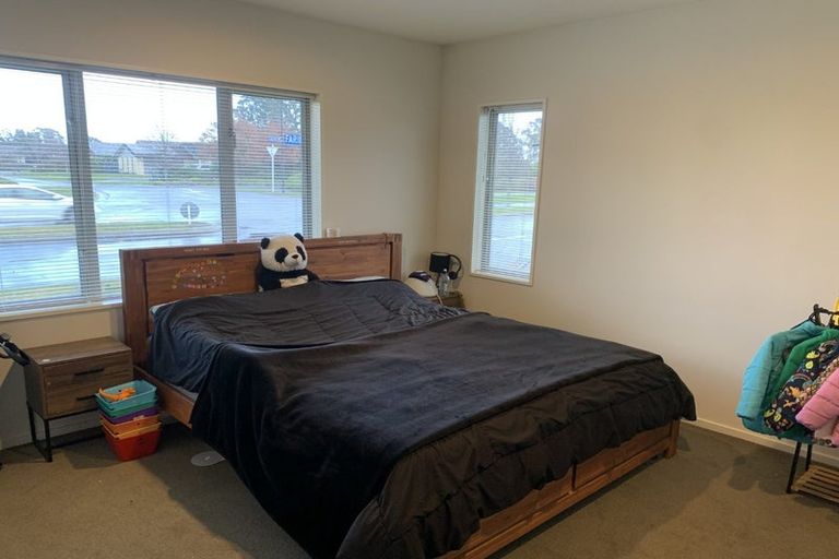 Photo of property in 11 Faringdon Boulevard, Rolleston, 7615