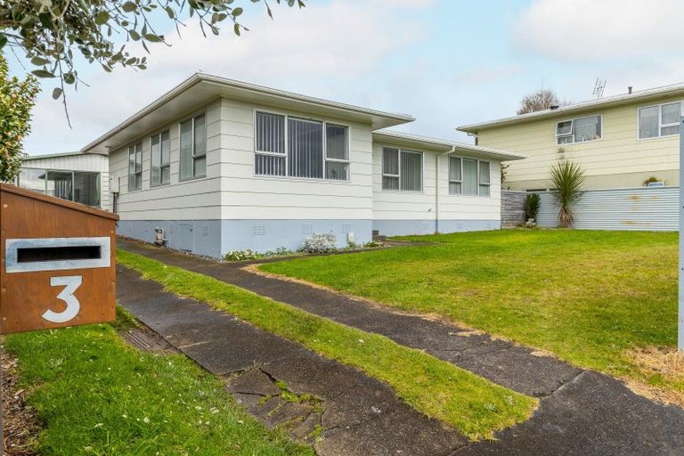 Photo of property in 3 Veronica Place, Bell Block, New Plymouth, 4312