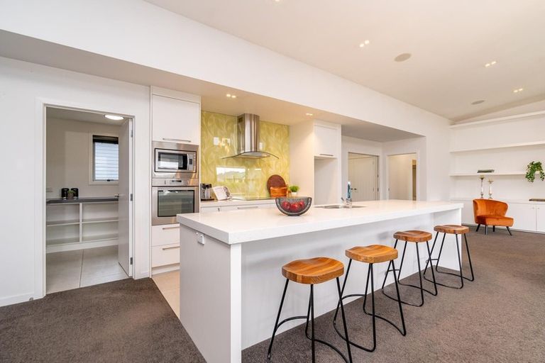 Photo of property in 15 Reeves Street, Green Island, Dunedin, 9018