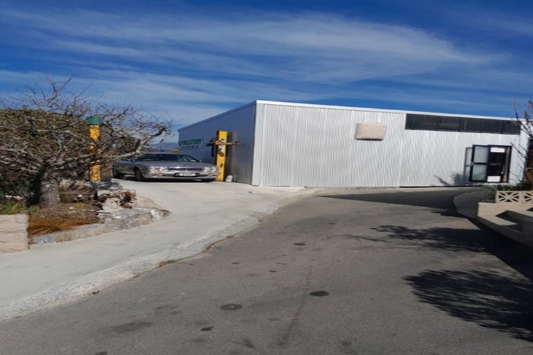 Photo of property in 17 Lord Auckland Road, Wakefield, 7025