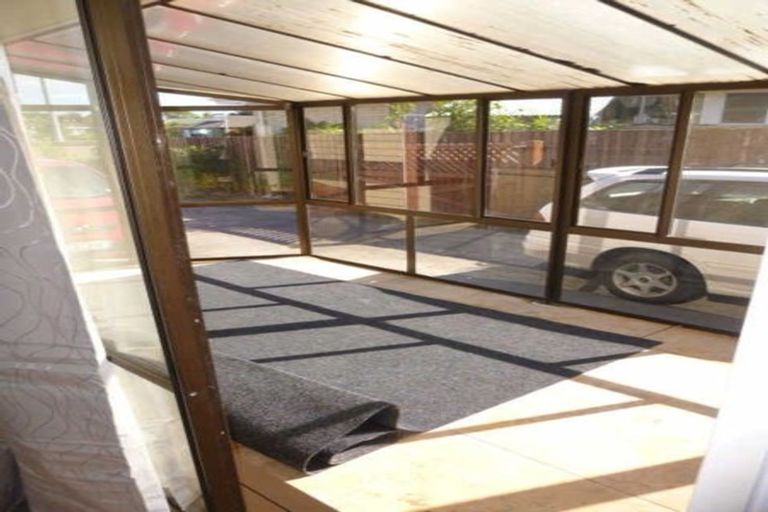 Photo of property in 2/132 Hay Street, Bromley, Christchurch, 8062