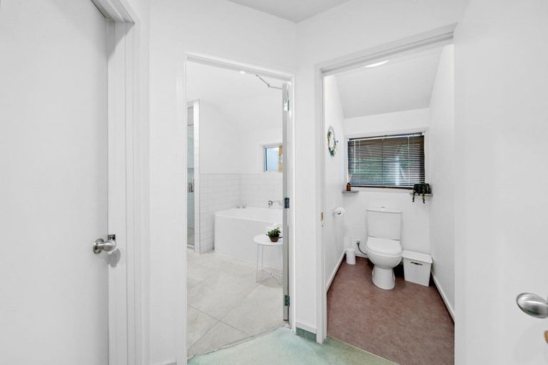 Photo of property in 1 Mcchesney Road, Arthurs Point, Queenstown, 9371