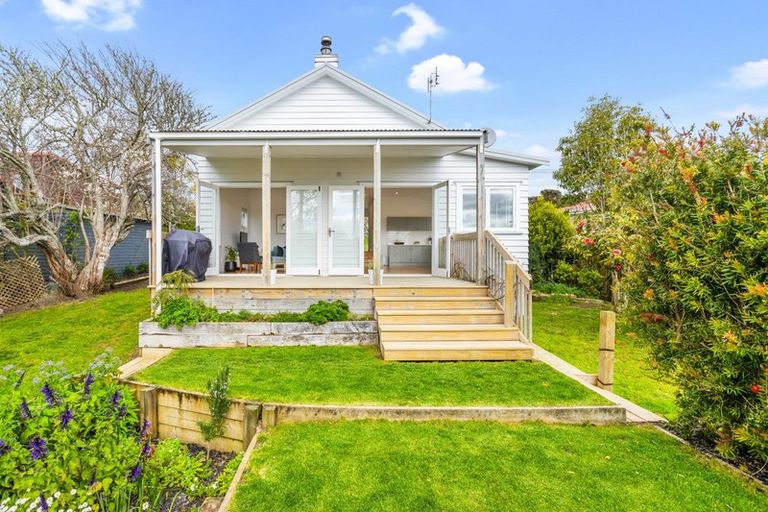 Photo of property in 226 Upper Harbour Drive, Greenhithe, Auckland, 0632