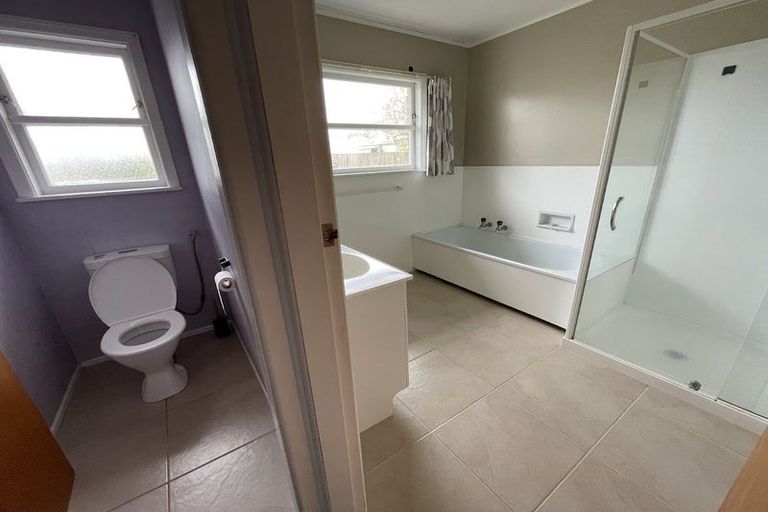 Photo of property in 28 Lewis Street, Glenview, Hamilton, 3206