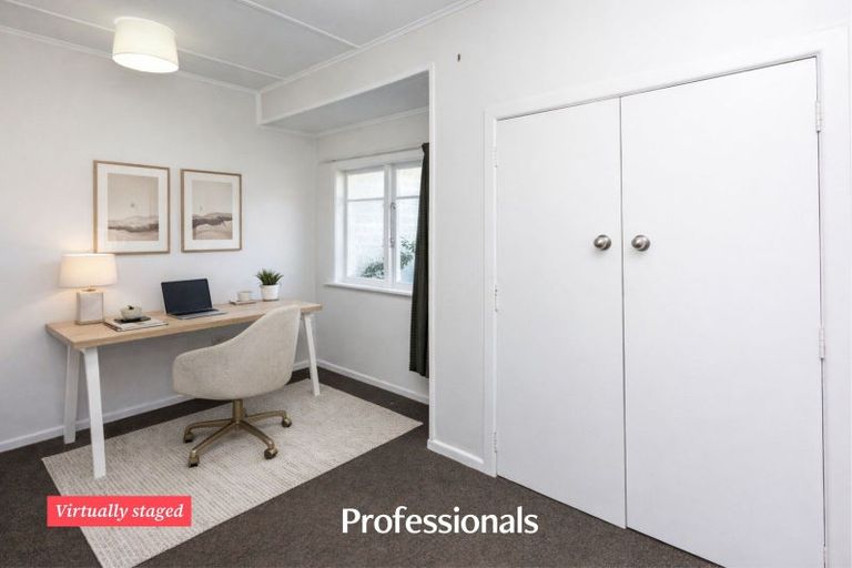 Photo of property in 21 Totara Park Road, Clouston Park, Upper Hutt, 5018