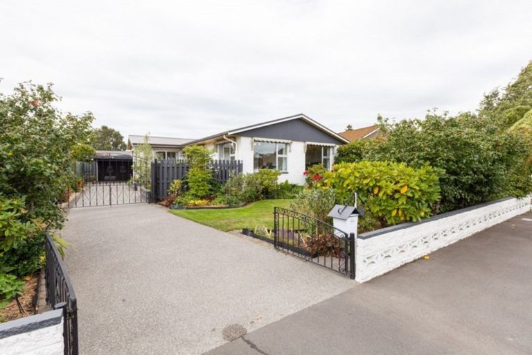 Photo of property in 260 Hendersons Road, Hoon Hay, Christchurch, 8025