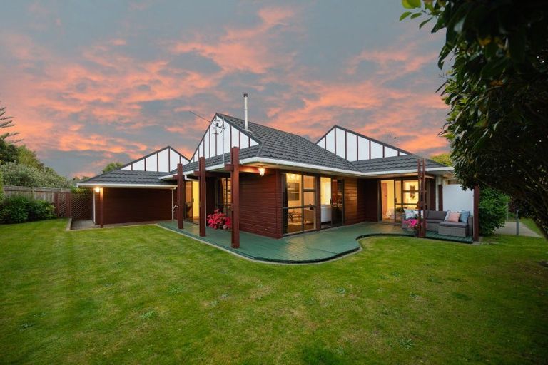 Photo of property in 20 Caulfield Place, Awapuni, Palmerston North, 4412
