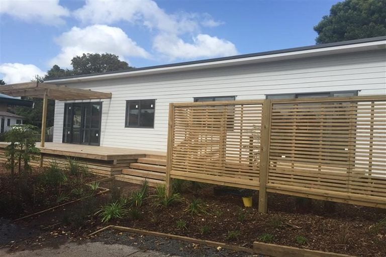 Photo of property in 17a Aronui Terrace, Kelston, Auckland, 0602