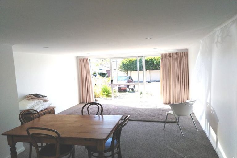 Photo of property in 1/34 Sylvan Avenue, Milford, Auckland, 0620