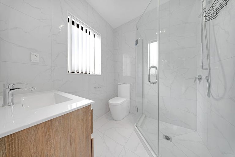 Photo of property in 26 Survila Street, Takanini, 2110