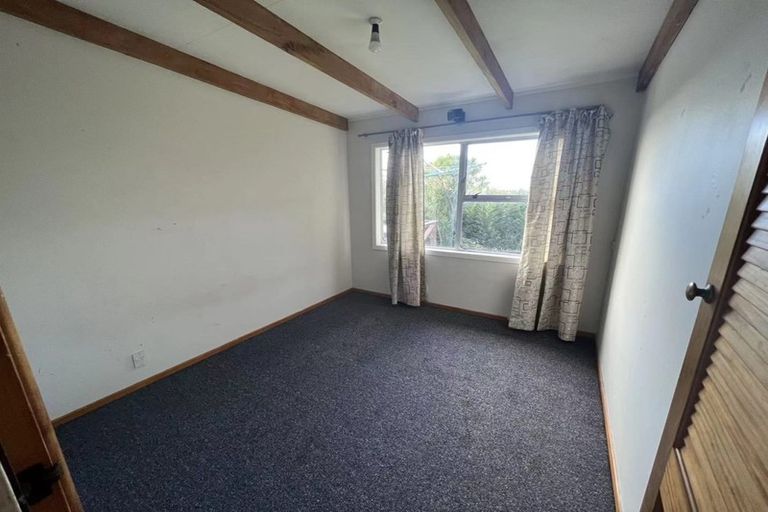 Photo of property in 127 Glengarry Road, Glen Eden, Auckland, 0602