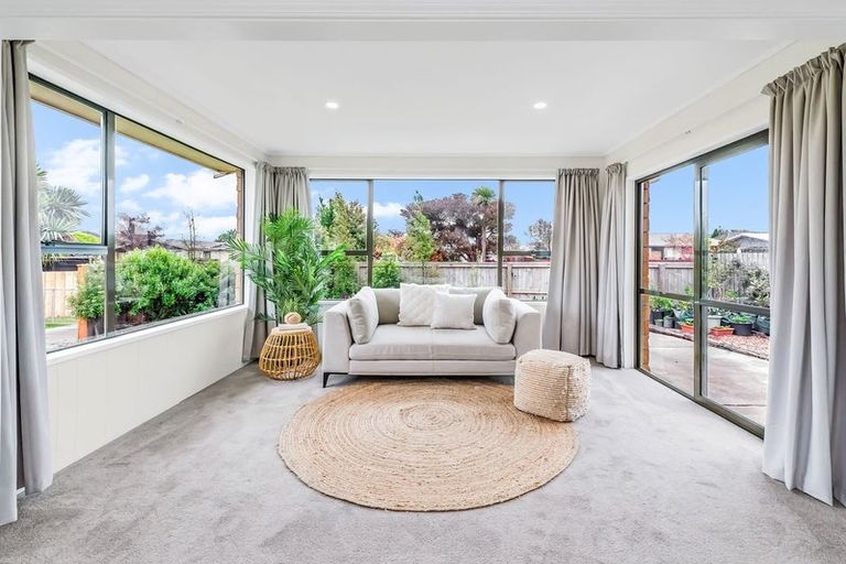 Photo of property in 3 Rosamund Place, Halswell, Christchurch, 8025