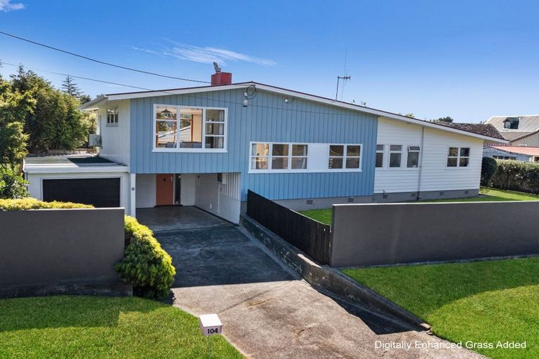 Photo of property in 104 Atawhai Road, Fitzherbert, Palmerston North, 4410