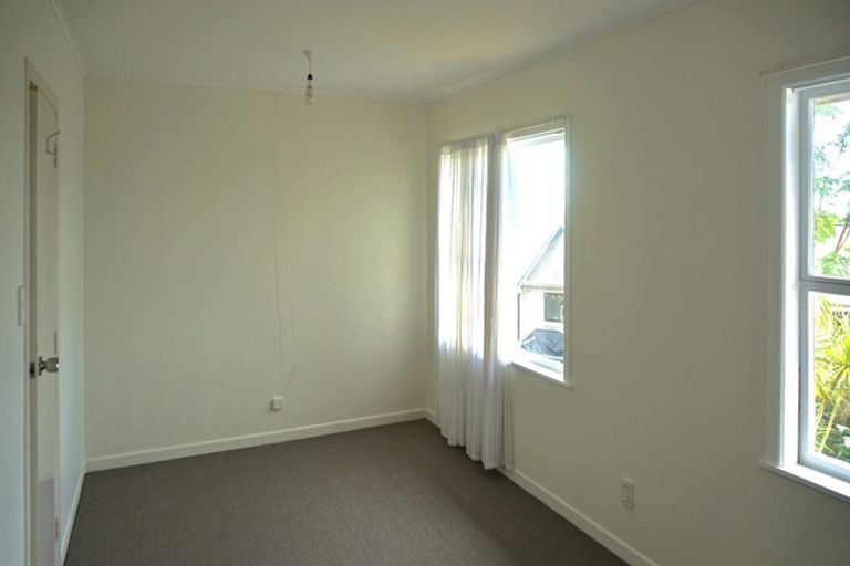 Photo of property in 97 Clovelly Road, Bucklands Beach, Auckland, 2012