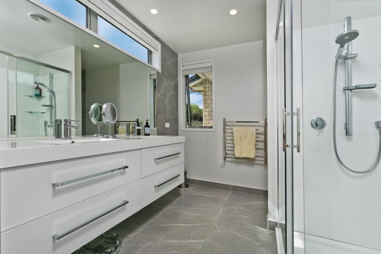 Photo of property in 1162 Weranui Road, Wainui, Silverdale, 0994