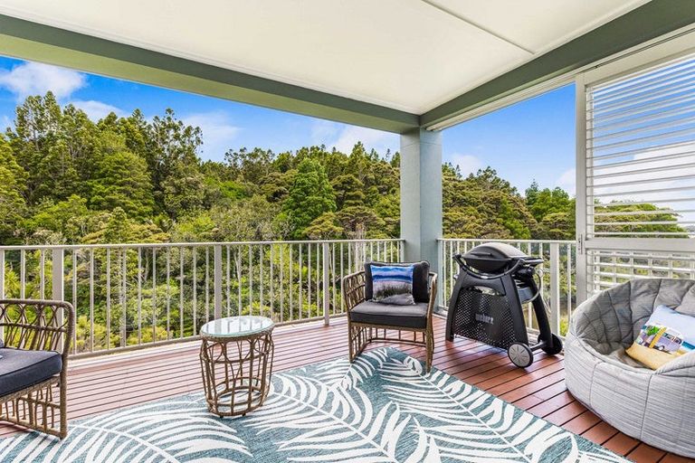 Photo of property in 74 Eaves Bush Parade, Orewa, 0931