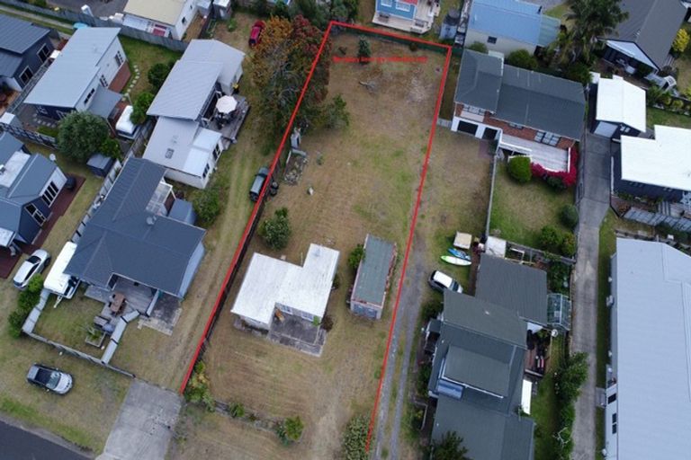 Photo of property in 217 Philomel Road, Whangamata, 3620