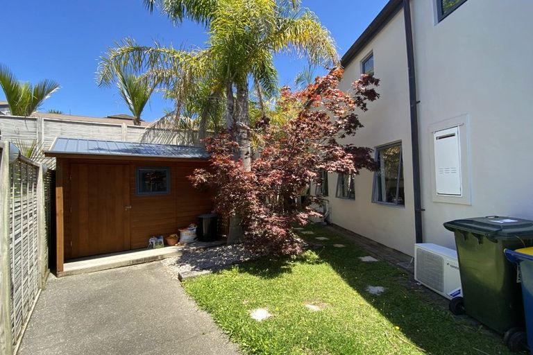 Photo of property in 12/48 Schnapper Rock Road, Schnapper Rock, Auckland, 0632