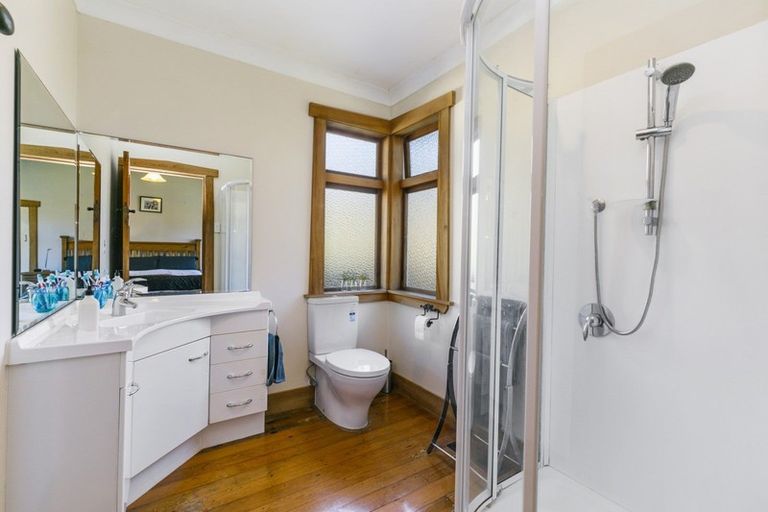 Photo of property in 17 Burnside Street, Waterloo, Lower Hutt, 5011